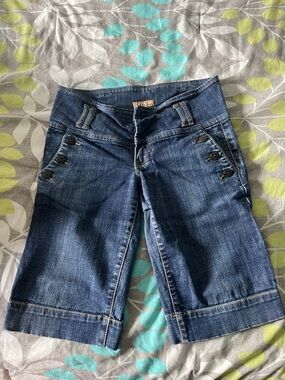 See Thru Soul Dark Blue Denim Button-Accent Bermuda Shorts